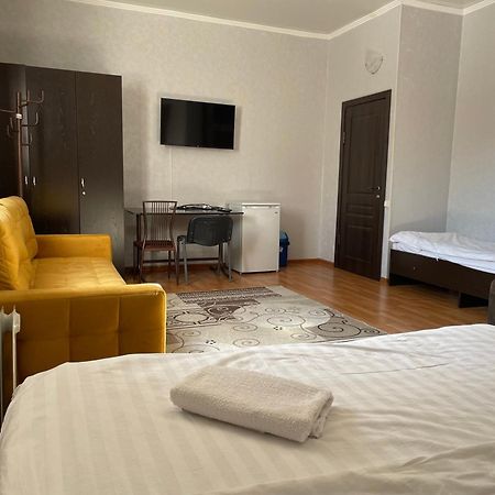 Fiveseasons Vandrerhjem Almaty Eksteriør bilde